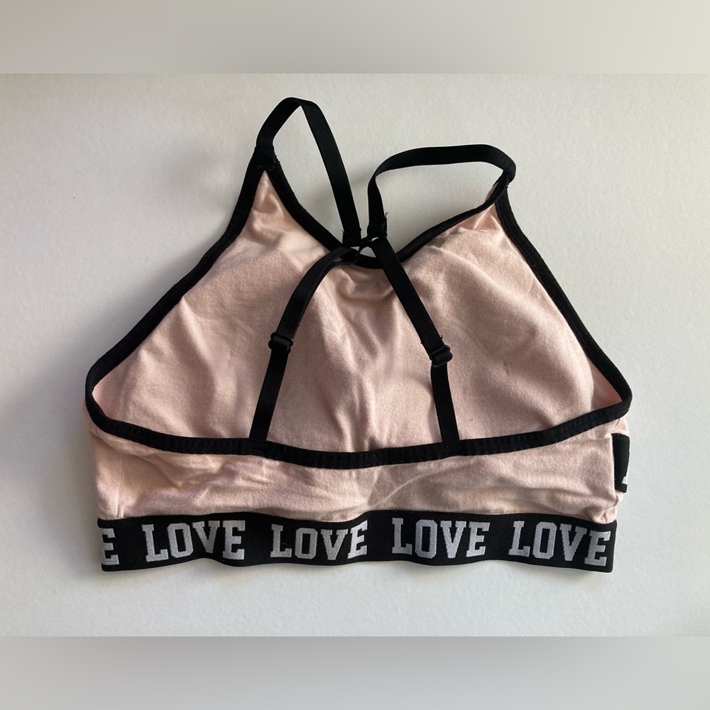 MUST BUNDLE: No Boundaries | Women’s High-Neck Sports Bra - Picture 2 of 5